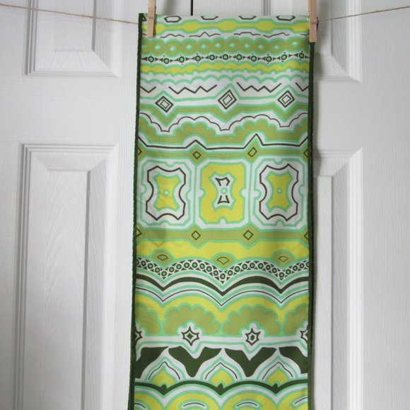 MONIQUE MARTIN Vintage Scarf African Style Tribal Design Green Yellow Fringe - Picture 4 of 5